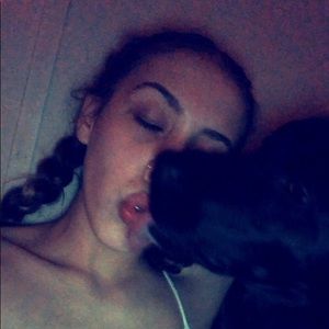 Meet your Posher, Courtney